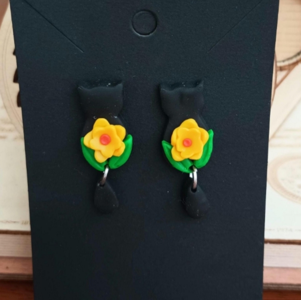 Yellow Floral and Black Cat Earrings NWOT